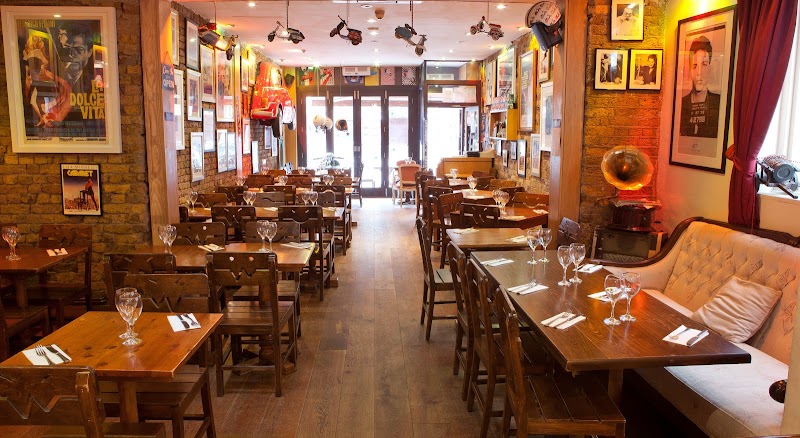 La Divina Italian Restaurant